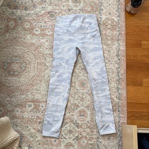 Luluelemon Camo leggings